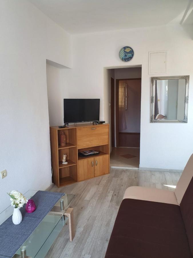 Apartman Dusanka Jovic Makarska Zewnętrze zdjęcie